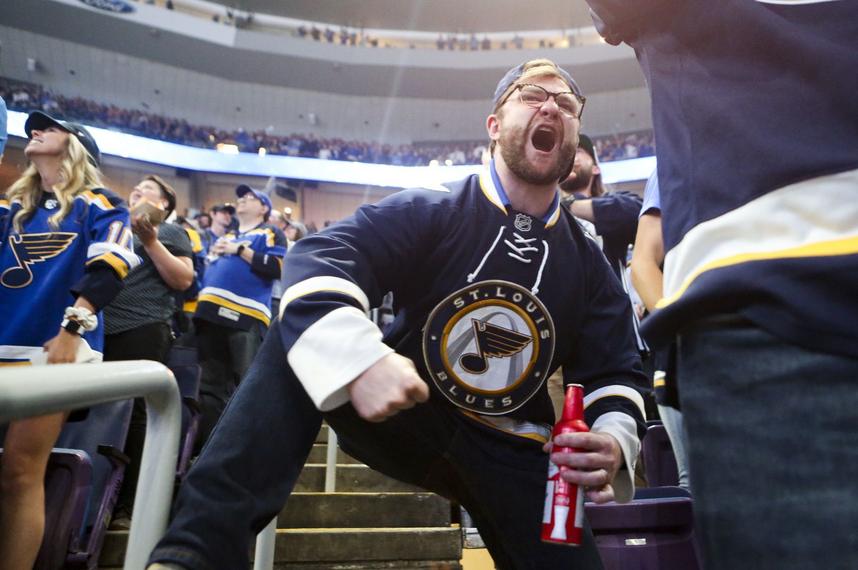 Stanley Cup: Fans watch Game 7 at Enterprise Center